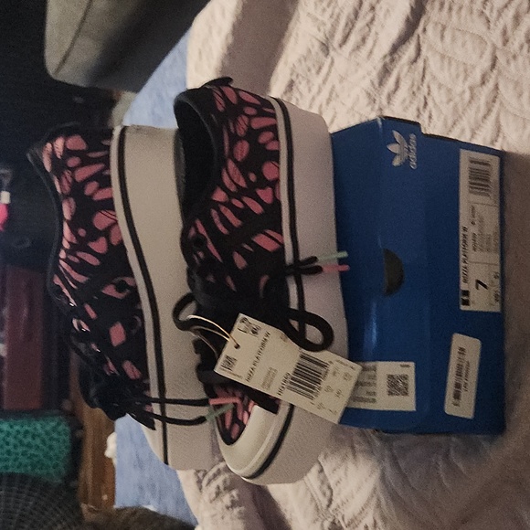 Adidas nizza platform - Picture 1 of 3